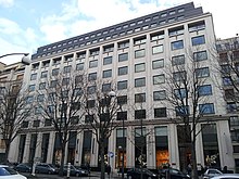 22 avenue Montaigne Paris.jpg