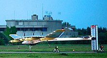 SolarImpulse HB-SIA landing Brussels Airport 3-crop.jpg