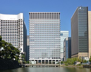 Nissay Marunouchi Garden Tower.jpg