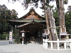 Takebe Taisha3.jpg