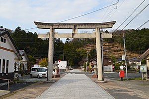 Ube-jinja, otorii-1.jpg